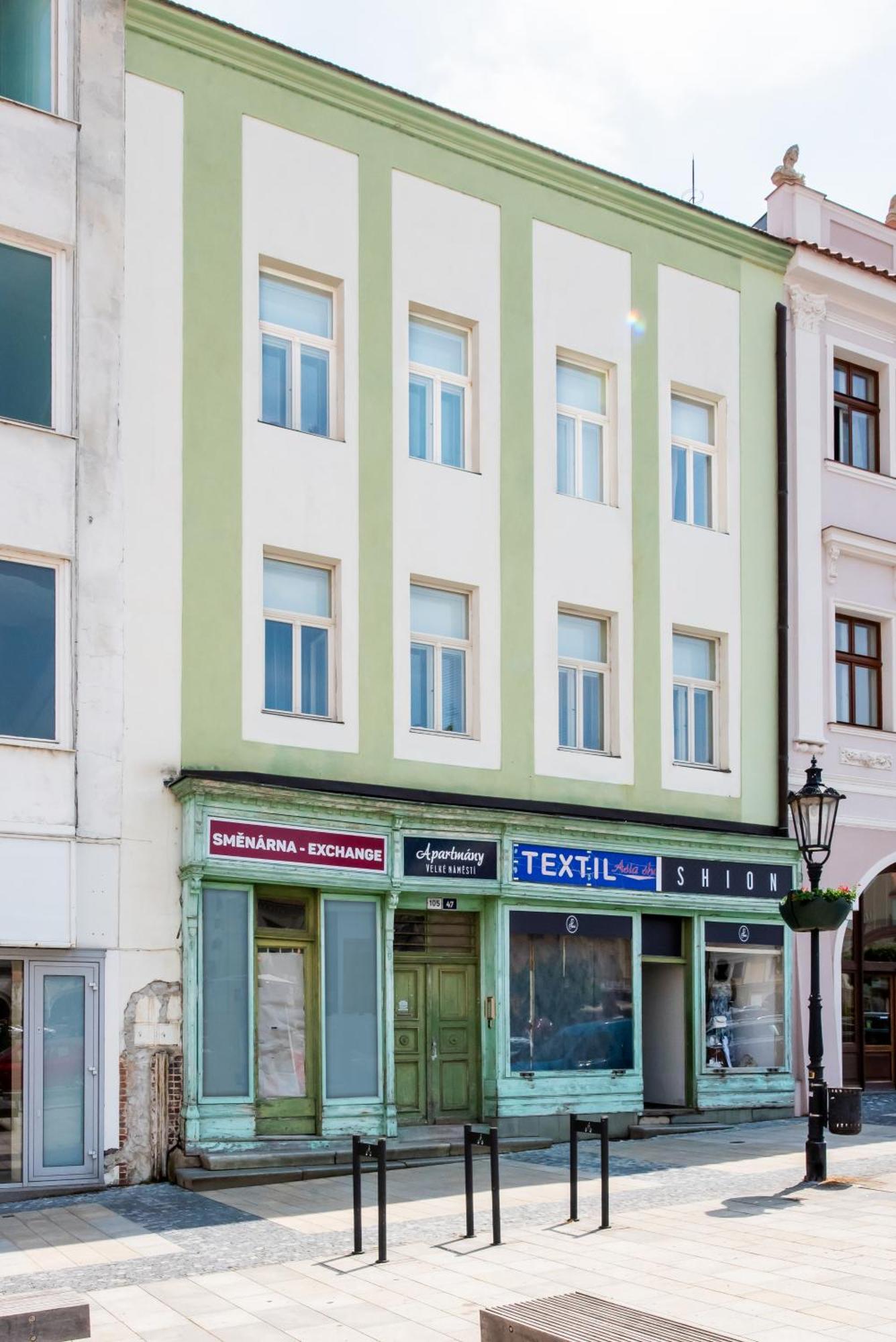 Apartmany Velke Namesti Кромержиж Экстерьер фото